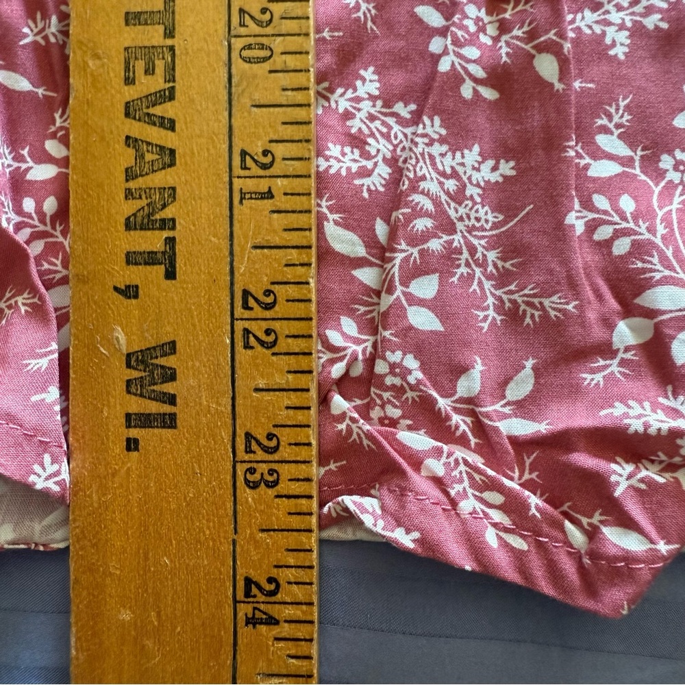 I Love Crissa Women’s Floral Tunic Top Pink Mauve Short Sleeve Size Large NWT - Picture 5 of 6
